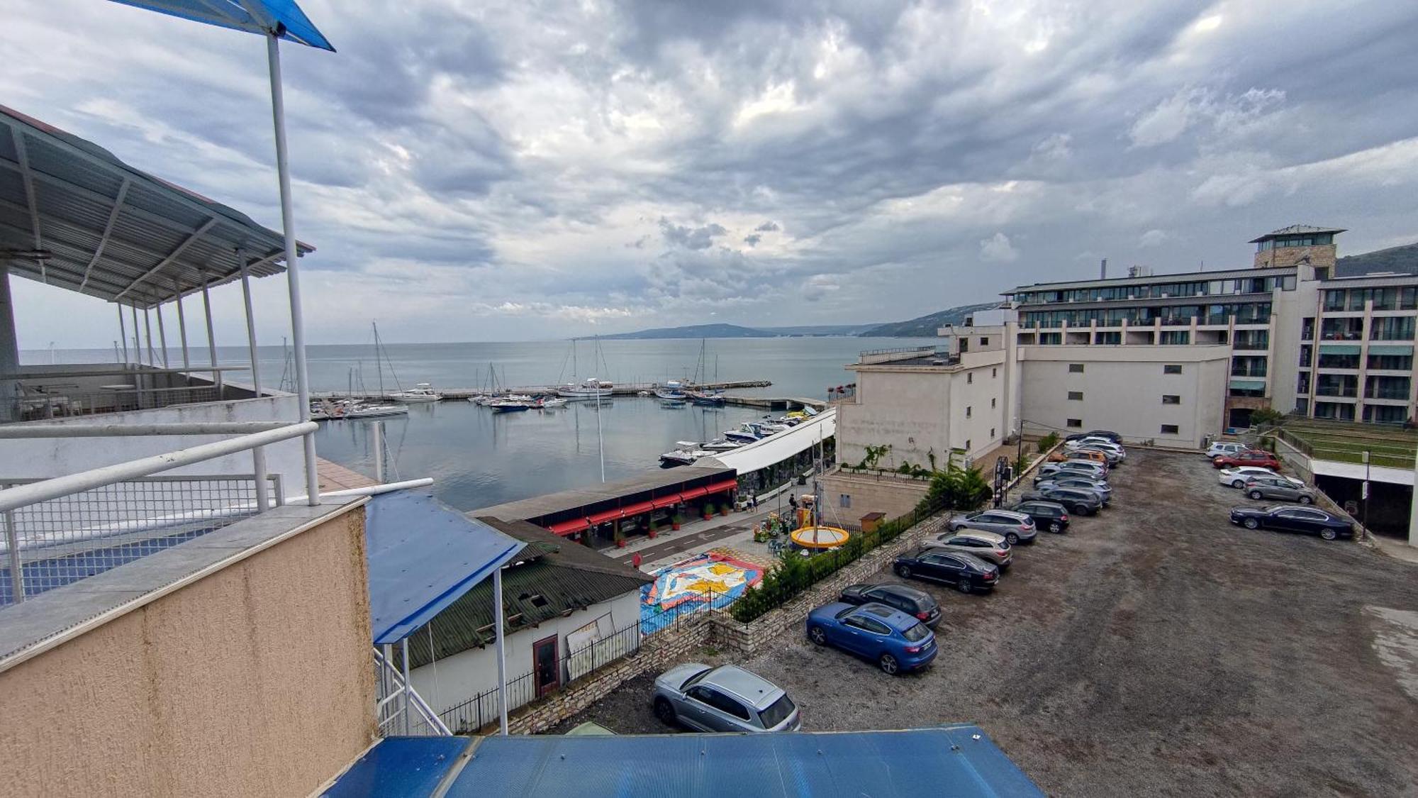 Lotos Hotel Balčik Exteriér fotografie