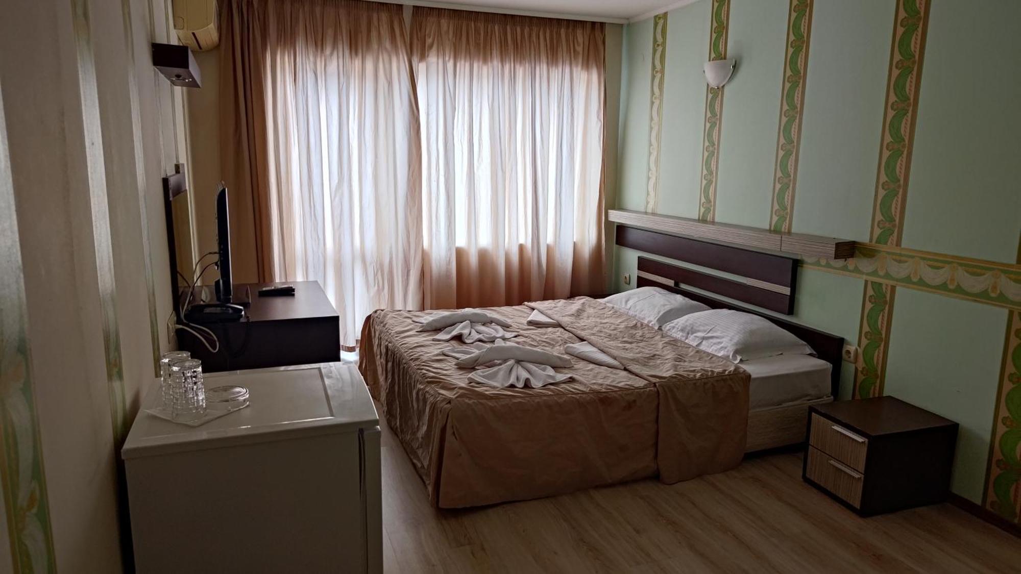 Lotos Hotel Balčik Exteriér fotografie