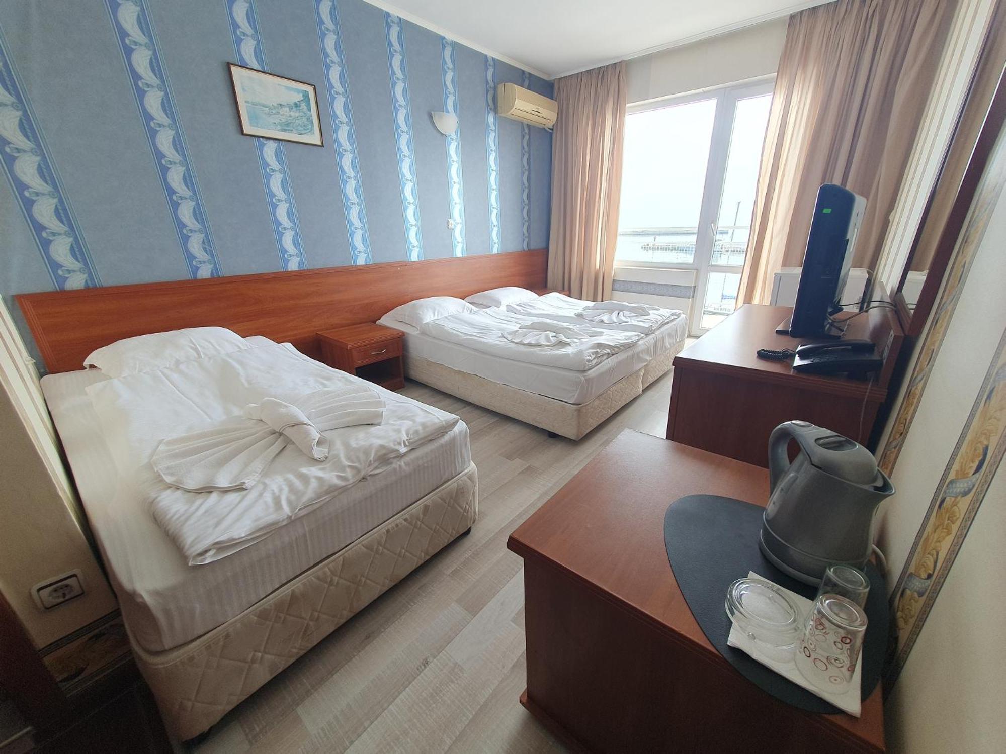 Lotos Hotel Balčik Exteriér fotografie