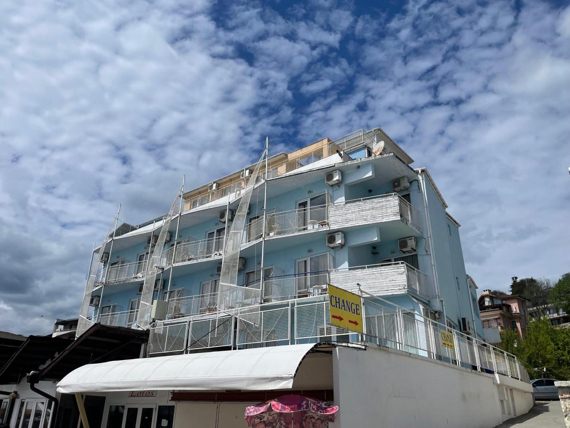 Lotos Hotel Balčik Exteriér fotografie